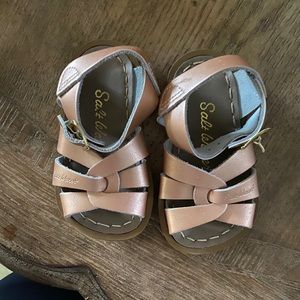 Sat Water infant sandals